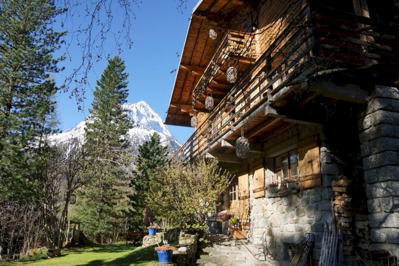فالورسين The Guest House المظهر الخارجي الصورة
